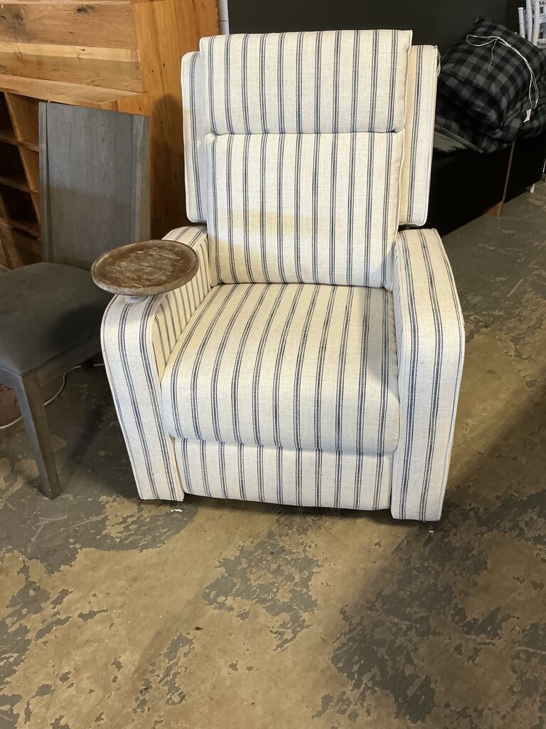 Darrell Lift Assist Power Recliner